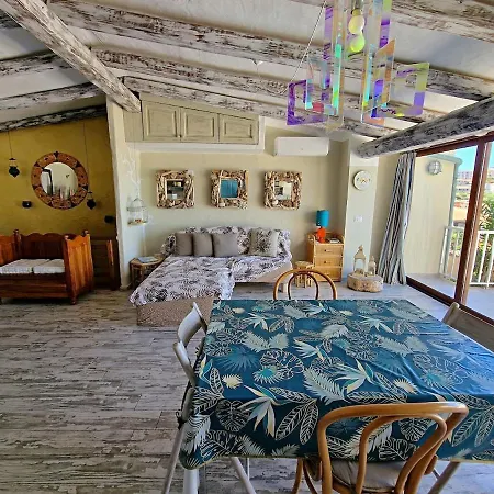 Σπίτι διακοπών Rena Bianca House *